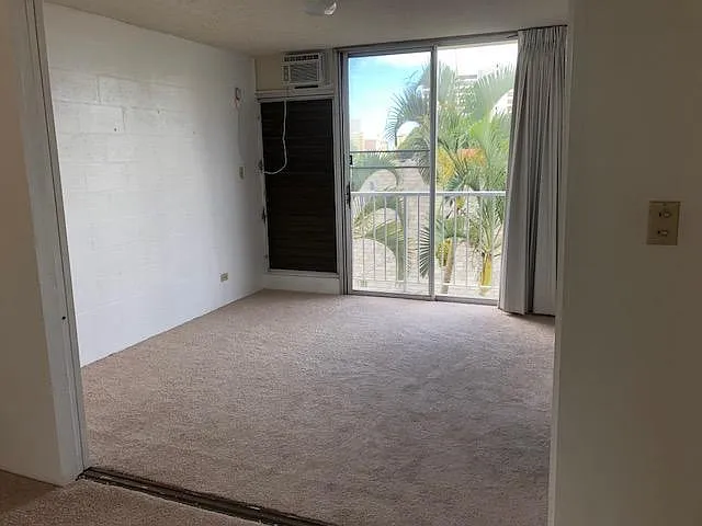 1637 Makiki St