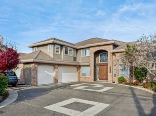 4111 Blundell Rd, Richmond, BC V7C 1G7