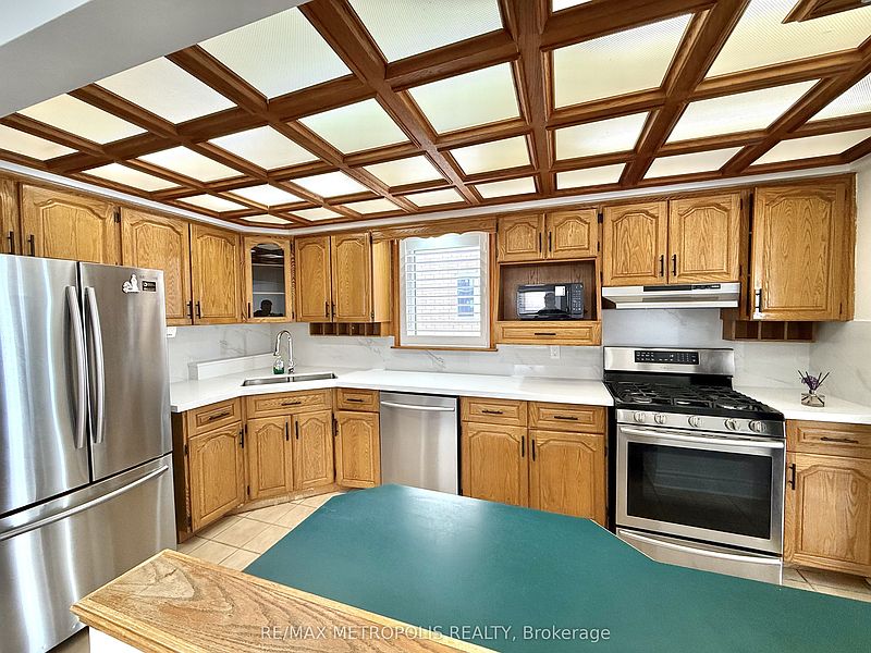 Toronto House for rent - 3 Bedrooms — photo 7