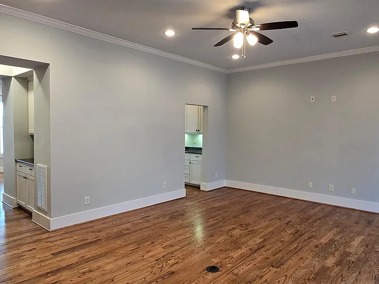 4109 Allen St — Photo 11