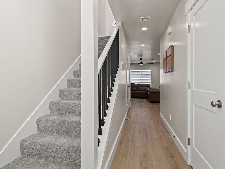 678 E 100 N Enterprise UT Zillow