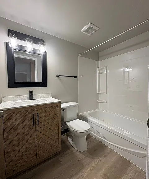 432 Huntsville Cres NW #109 — Photo 4