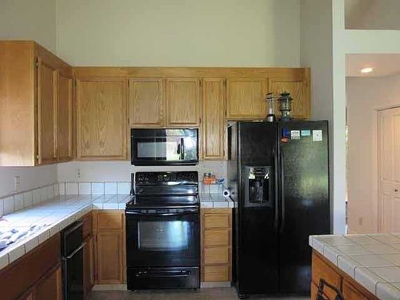 4th image of 5808 Caribbean Cir