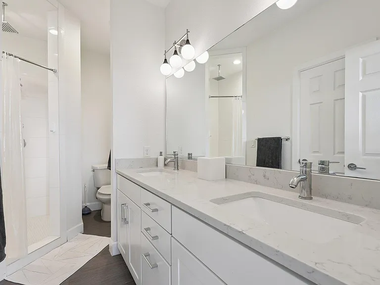 4001 Red River St #4 — Photo 21