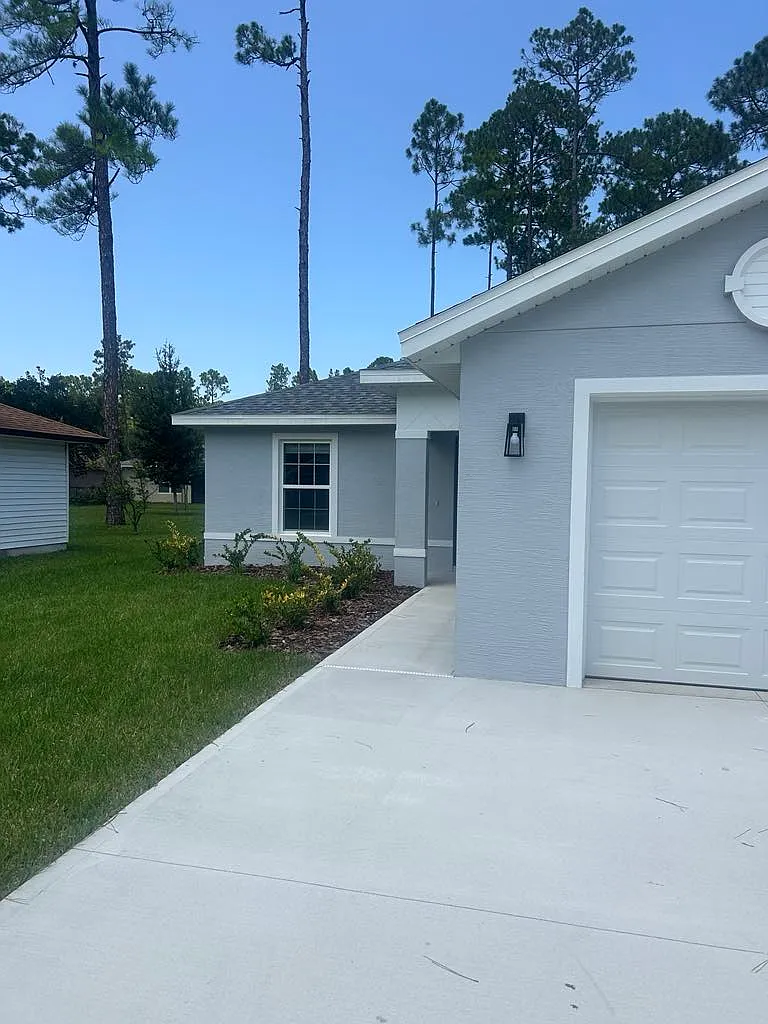 3 bed, 1200 sqft, $1,800 — Photo 3