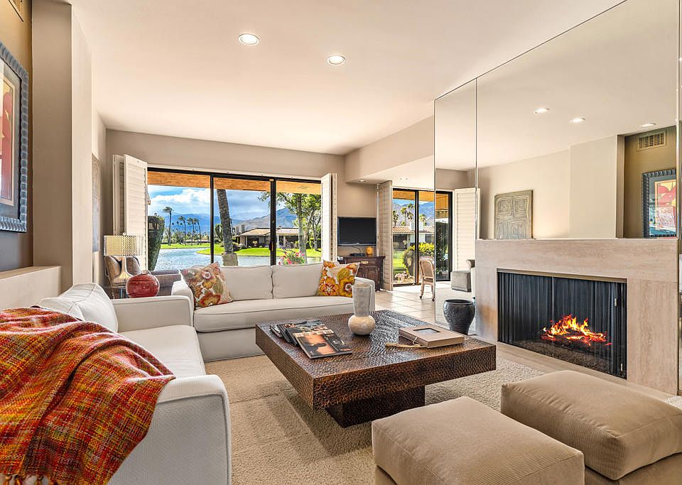 1st image of 47 Columbia Dr