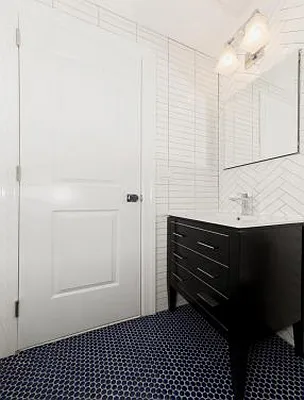 Rented by Icon Realty Management | media 23