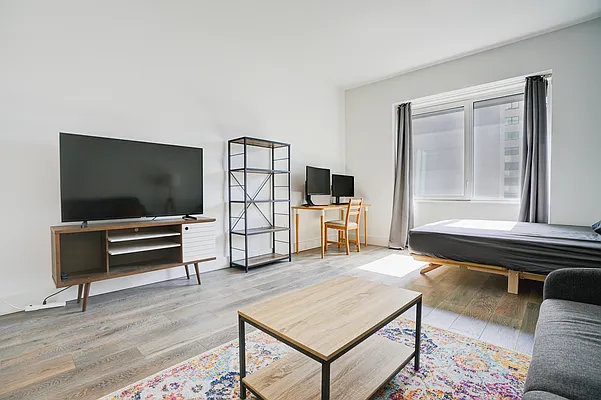 Rented by Realmart Realty LLC | media 13