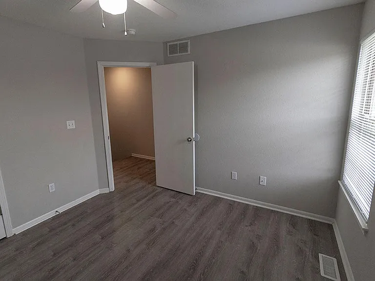 5313 Currituck Ln — Photo 23