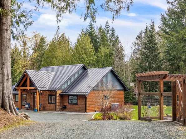 1423 Dolly Varden Way, Nanaimo, BC V9K 2V1