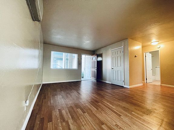 2nd image of 800 O St APT 1