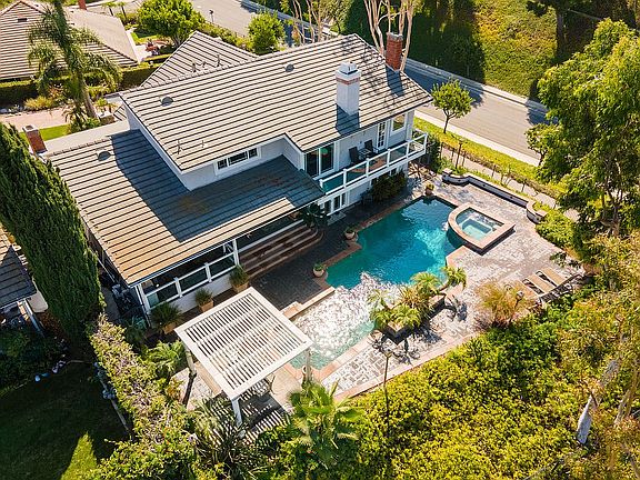 3rd image of 4419 E Pepper Creek Way