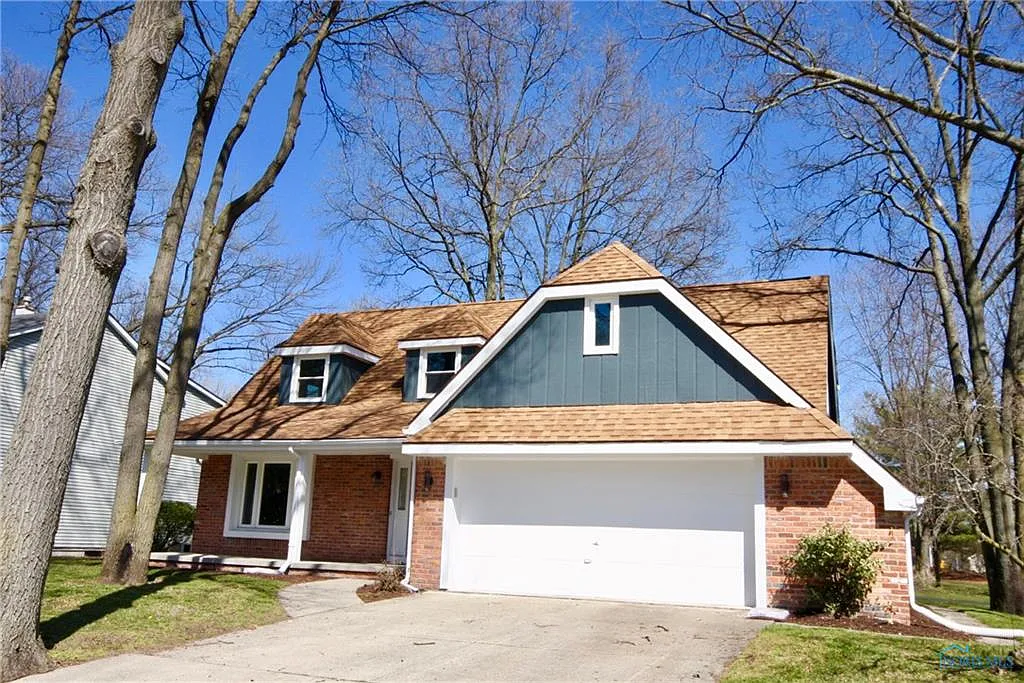 2440 Hampsford Cir photo 1