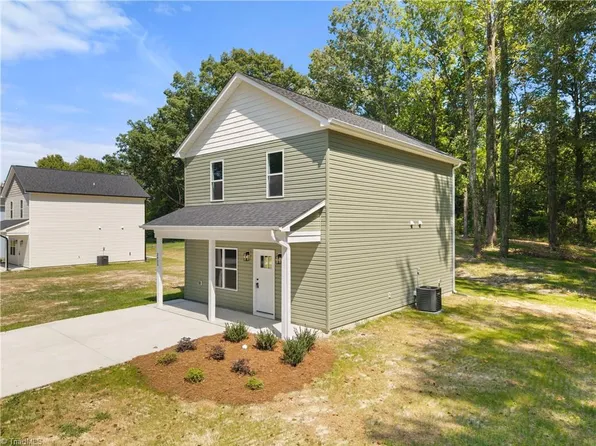 2635 Urban St, Winston Salem, NC 27107