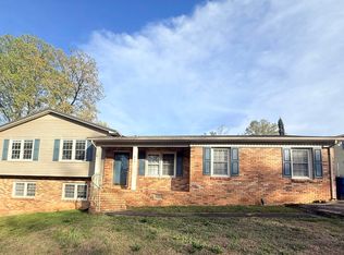815 Creek Trl, Anniston, AL 36206