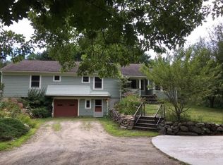78 Molyneaux Rd, Camden, ME 04843