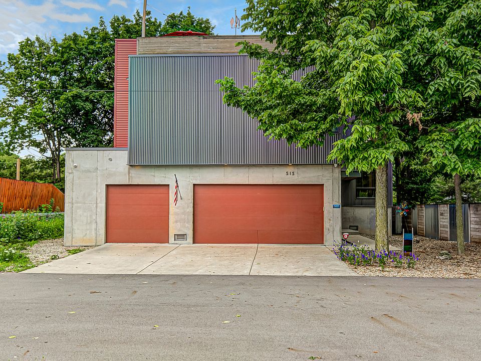 1st image of 515 E 62nd Pl