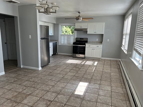 2nd image of 508 Pleasant Valley Way #1