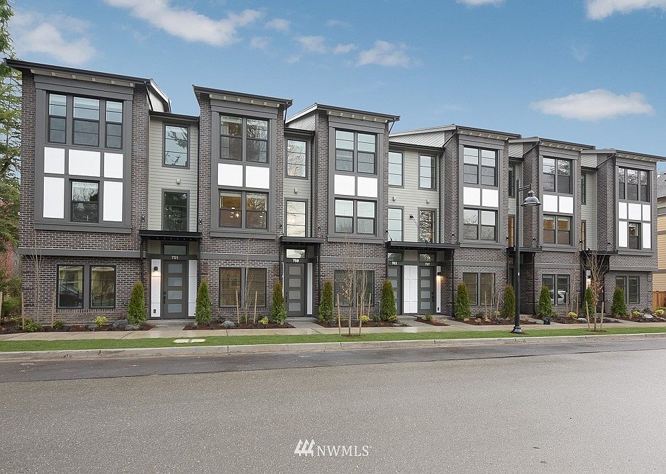 1st image of 776 5th Avenue NW #1