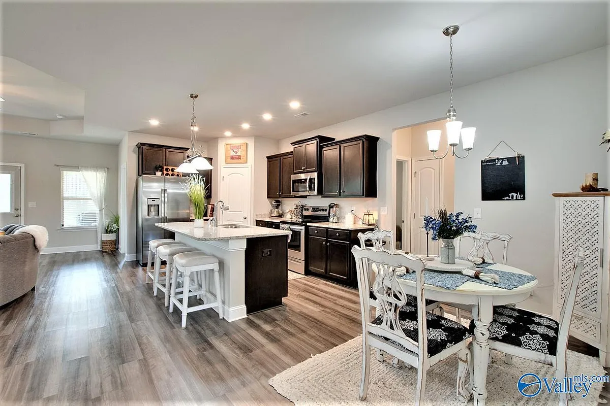Building Photo - 155 Grey Fawn Trl