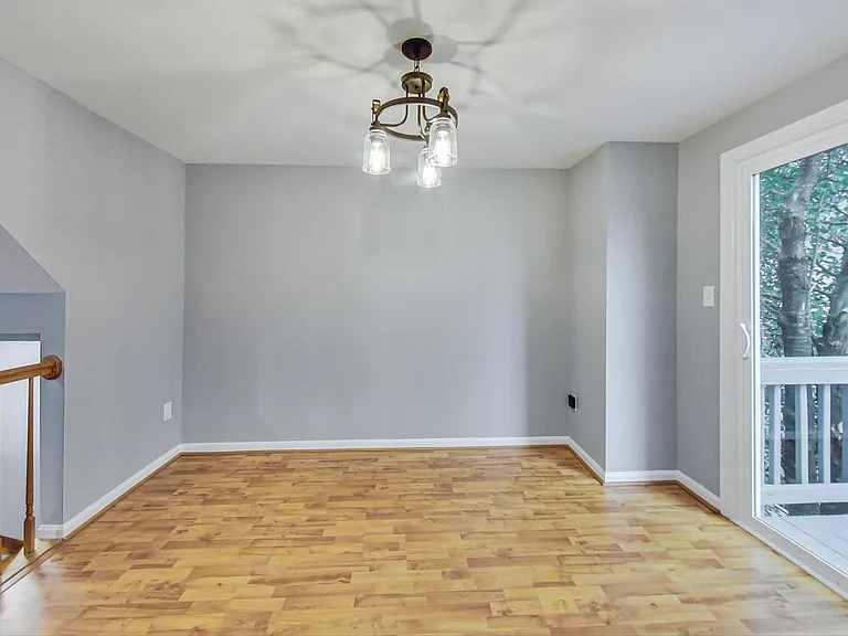 10615 Prairie Landing Ter — Photo 8