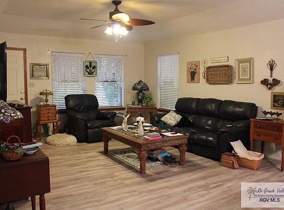 5th image of 1000 Camelot Dr APT 6229