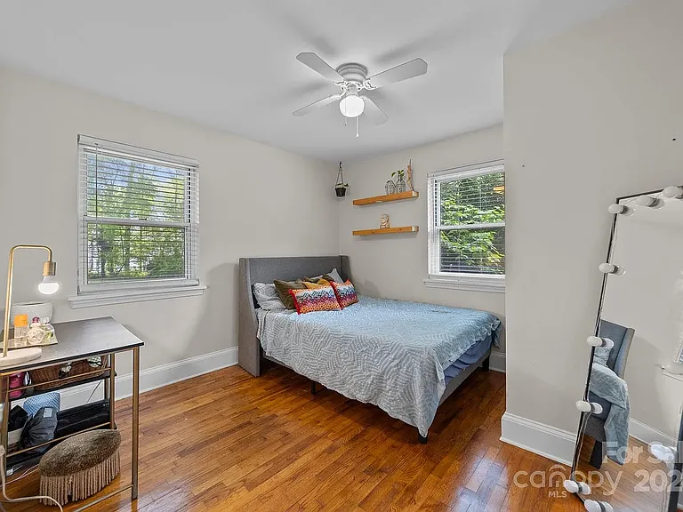5212 Pine Dr — Photo 17