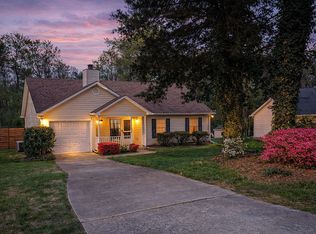 5812 Stone Bluff Ct, Charlotte, NC 28214