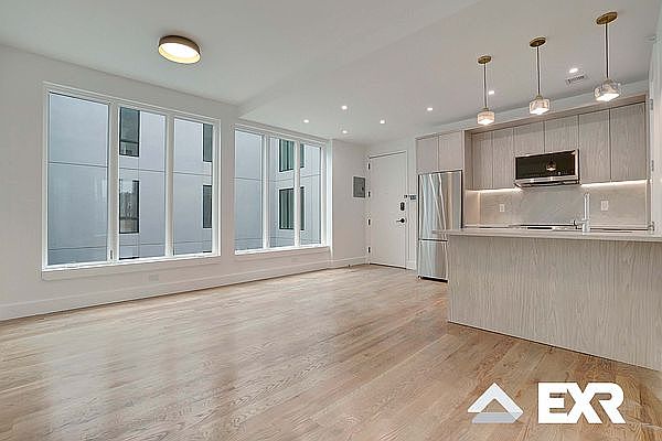 1st image of 150 Erasmus St #401
