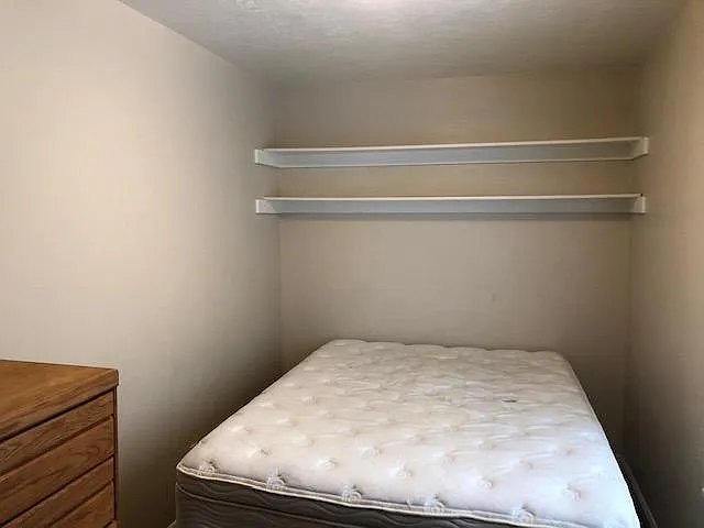 907 E 820 N #4 — Photo 10