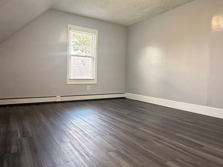 174 Potters Ave #2 — Photo 3