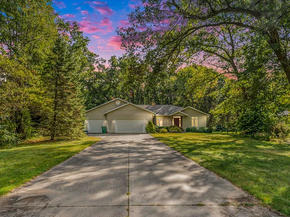 3307 N Riverwood Dr, Twin Lake, MI 49457