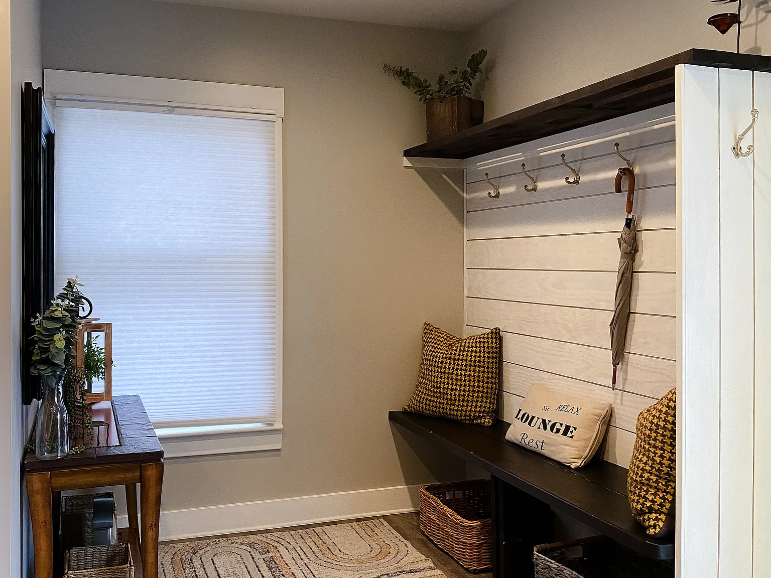 4 bed, 1636 sqft, $3,200 — Photo 2