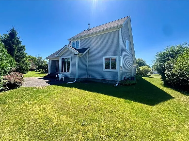 35 Hayfield Way — Photo 11