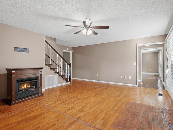 4th image of 11 Korgan Ct