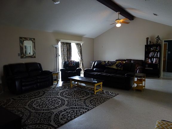 5th image of 1518 Tanya Ln