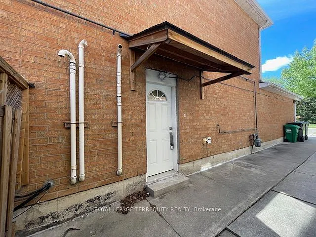 482 Camden Cir #BASEMENT — Photo 22