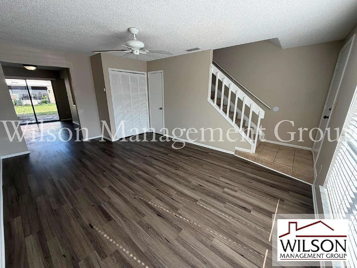 Building Photo - 603 Casa Park Ct #O