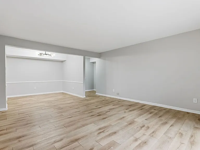 The Lenox Apartment Homes — Photo 26