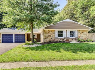11 Clover Way, Aberdeen, NJ 07747