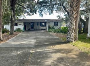 108 Maple Dr, Lady Lake, FL 32159