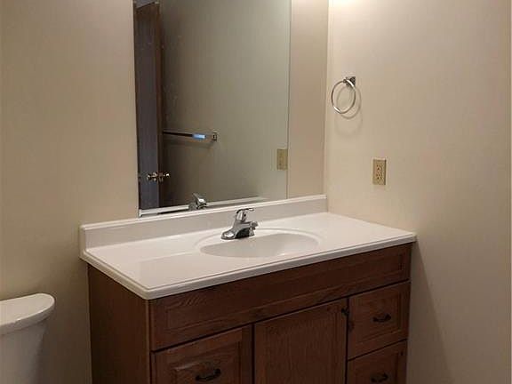 3rd image of 1894 Springfield Lake Blvd #1898108