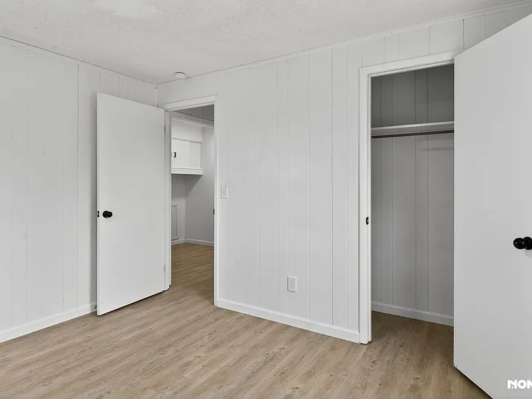 717 Howard St — Photo 27