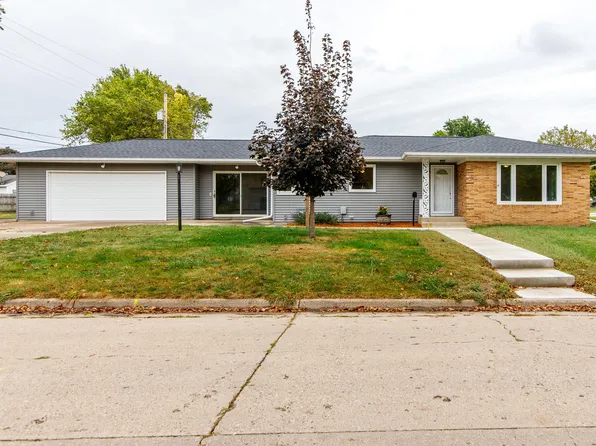 328 S Benton St, Boone, IA 50036