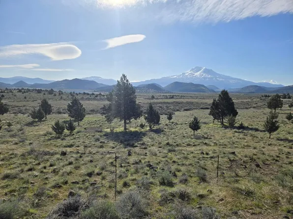 1101 E Louie Rd, Montague, CA 96064