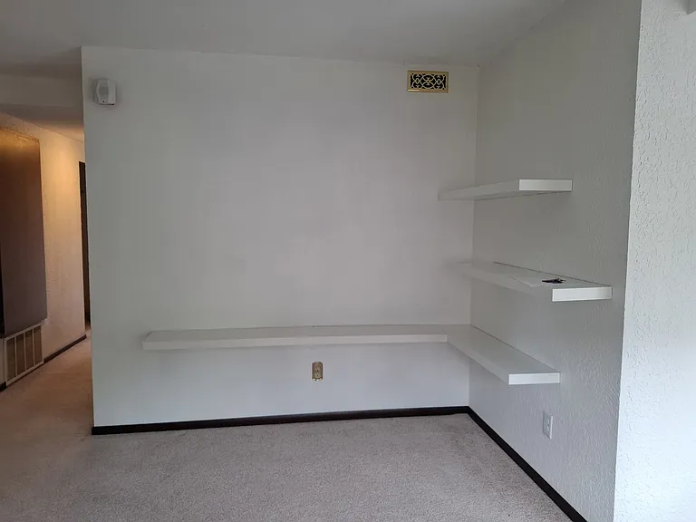 9517 NE 180th St #B207 — Photo 3