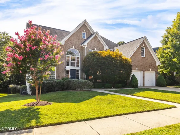 418 Peaslake Court, Rolesville, NC 27571