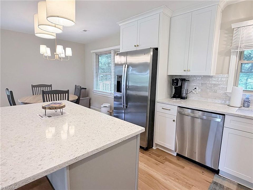 1st image of 359 Ruritan Park Rd
