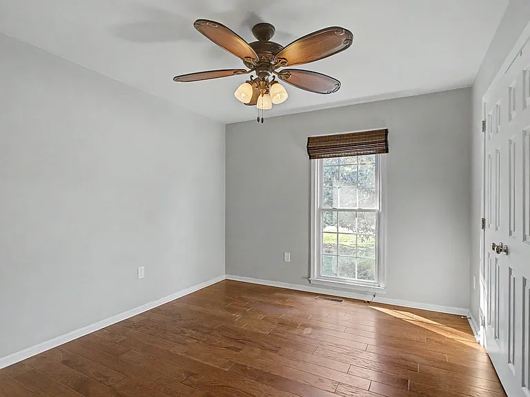 128 Stone Lake Ct — Photo 12