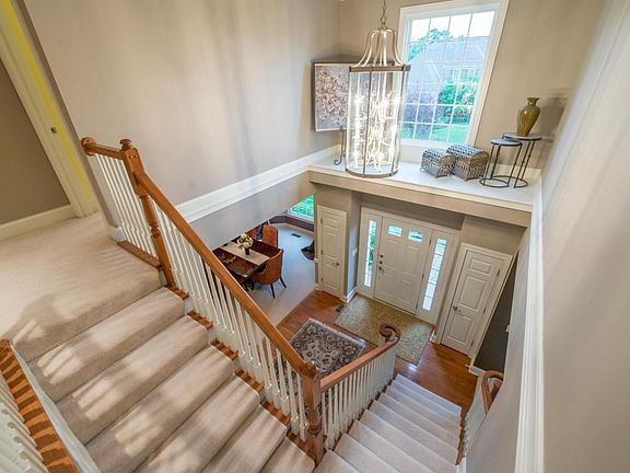 4th image of 7801 Lanham Ct